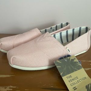 Toms light pink canvas slip on loafer size 7